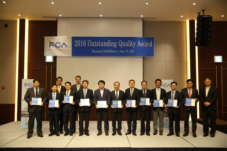 ‘2016 Outstanding Supplier Quality Award ’ 에서 글로벌 품질 우수업체로 선정